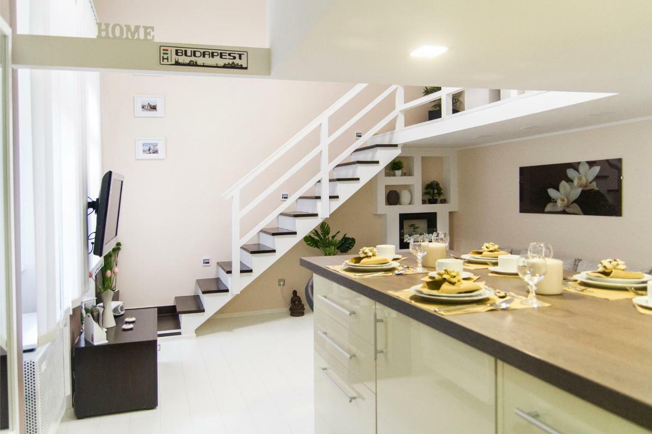 R&R Apartment Rakoczi Budapest Exterior photo